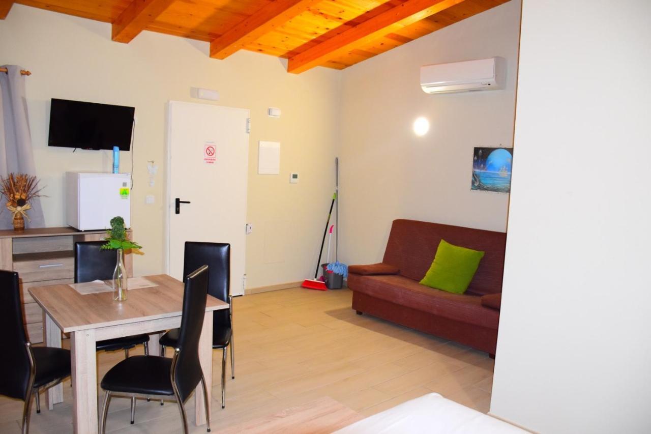 Apartamentos Giuliano Empuriabrava Zewnętrze zdjęcie